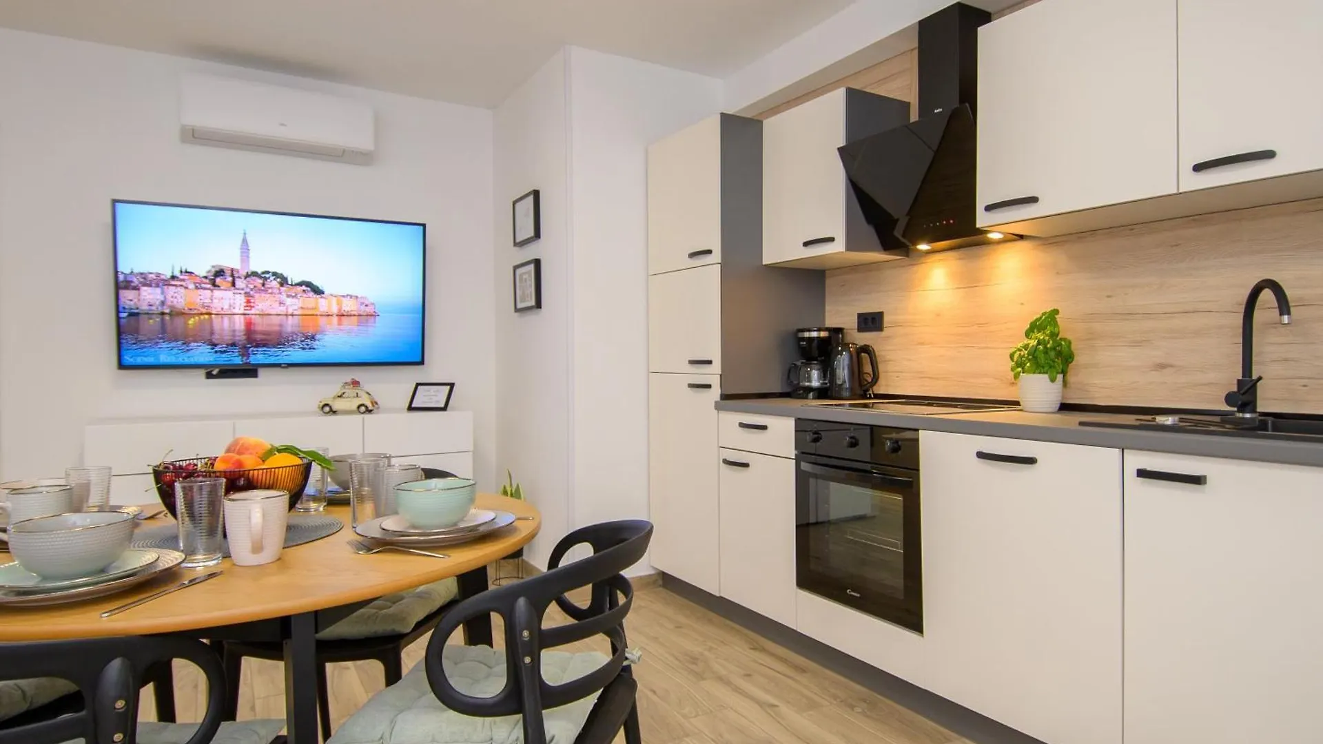 Apartments & Rooms Darrer Porec