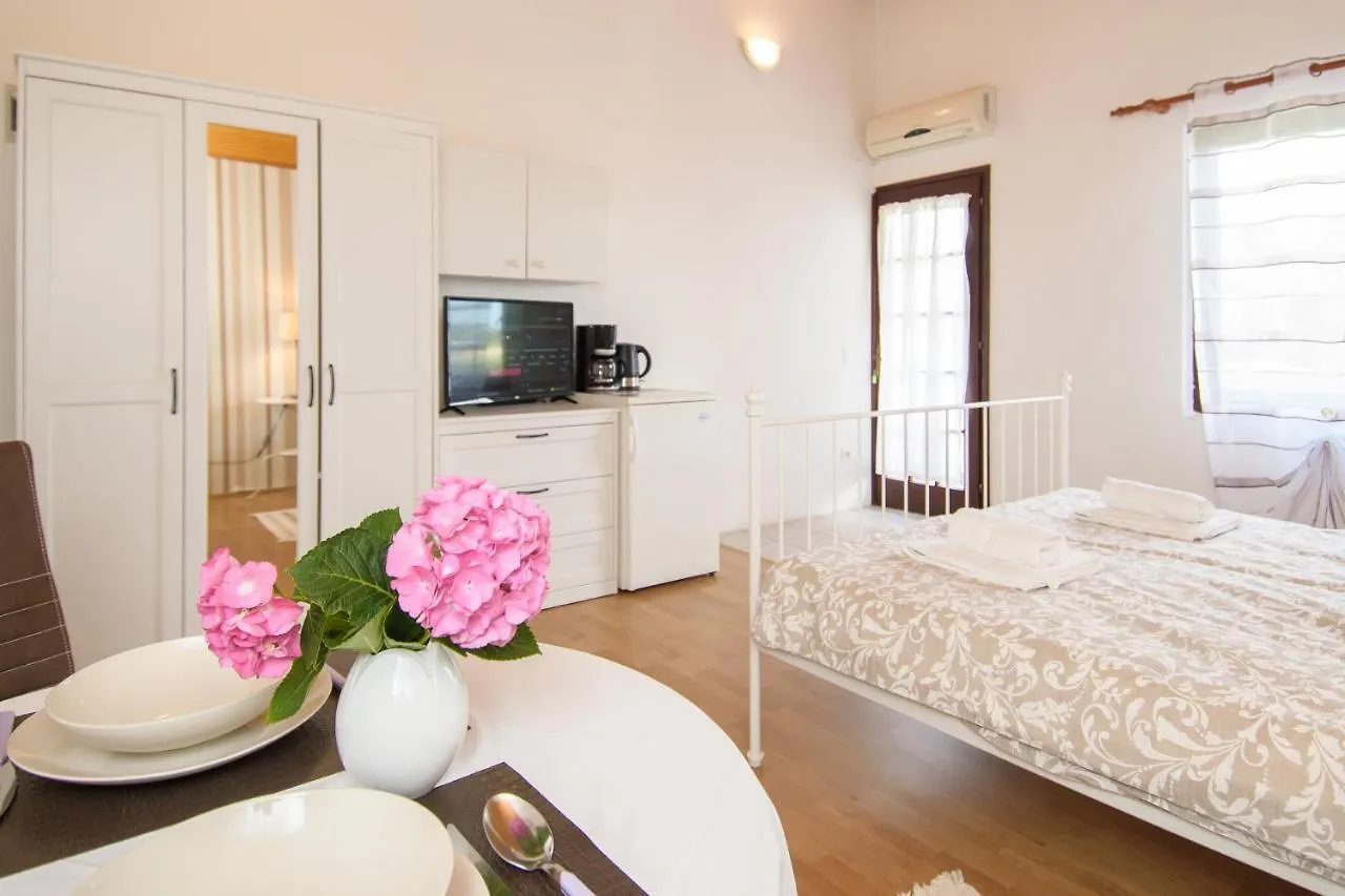 Apartments & Rooms Darrer Porec Croatia