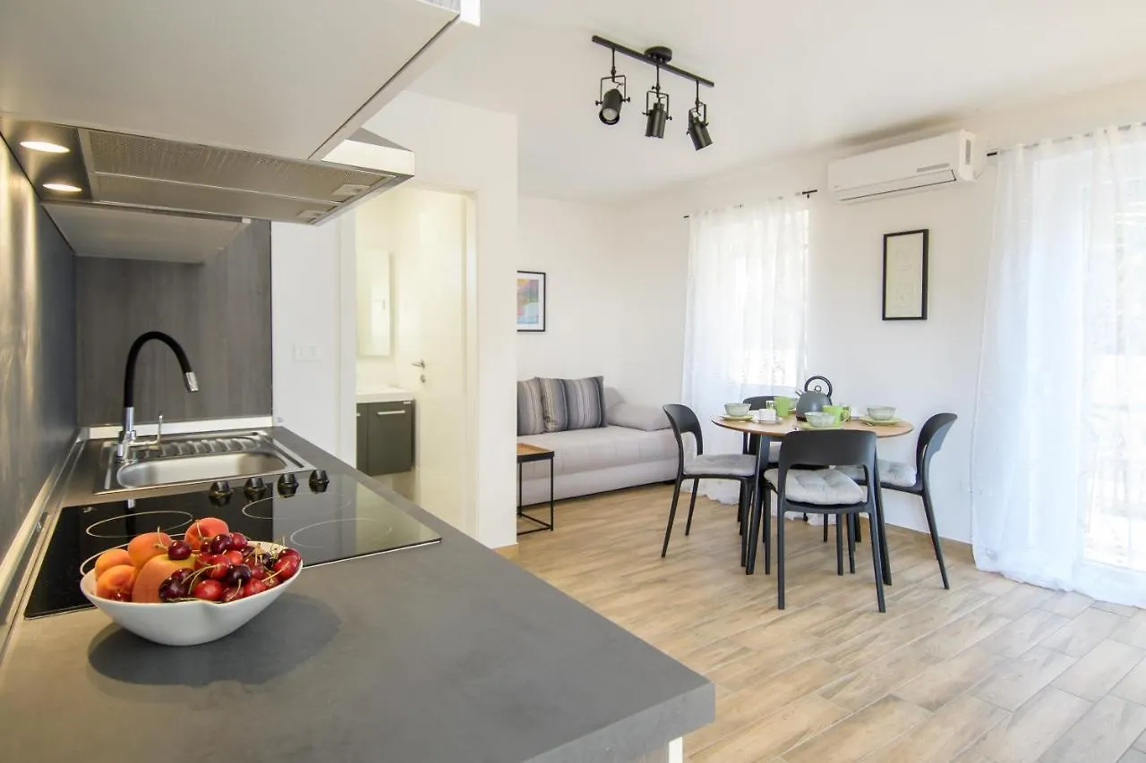 Apartments & Rooms Darrer Porec Croatia
