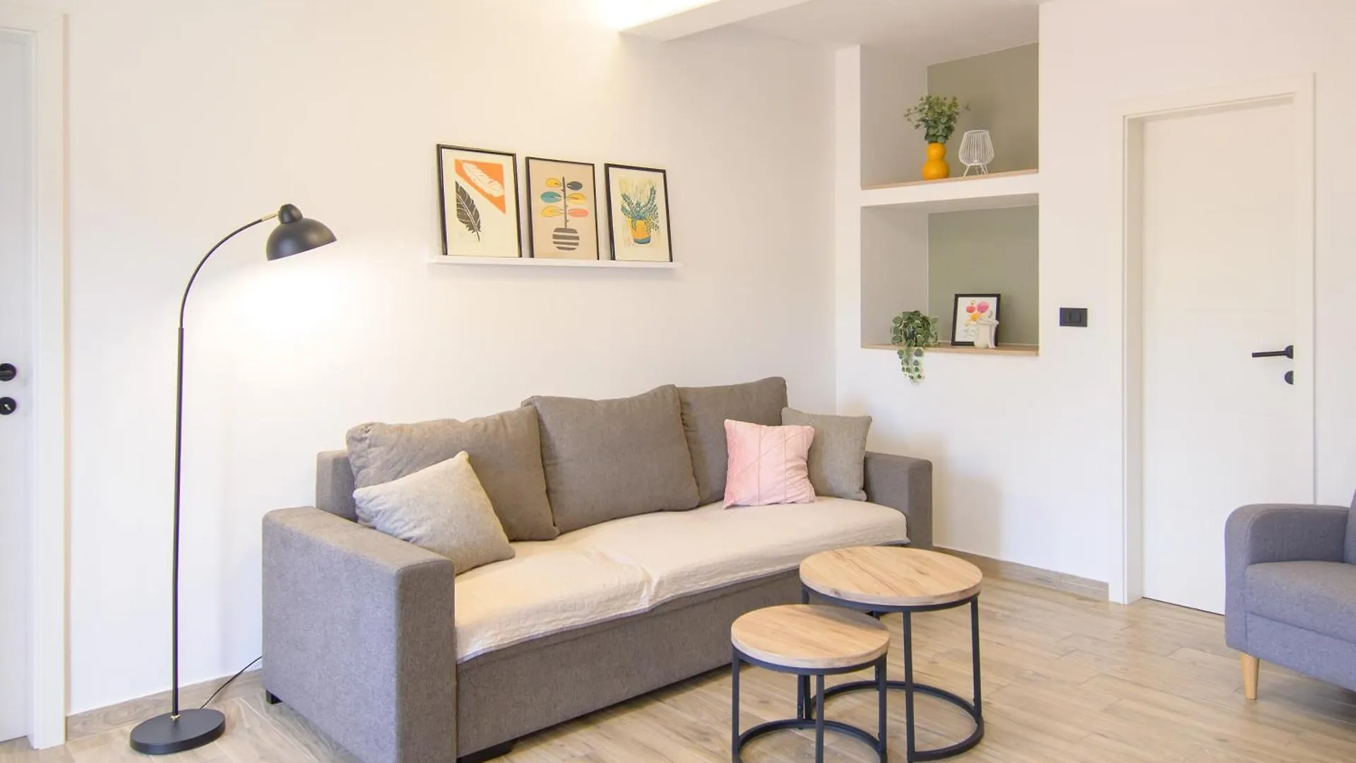 Apartments & Rooms Darrer Porec Guest house
